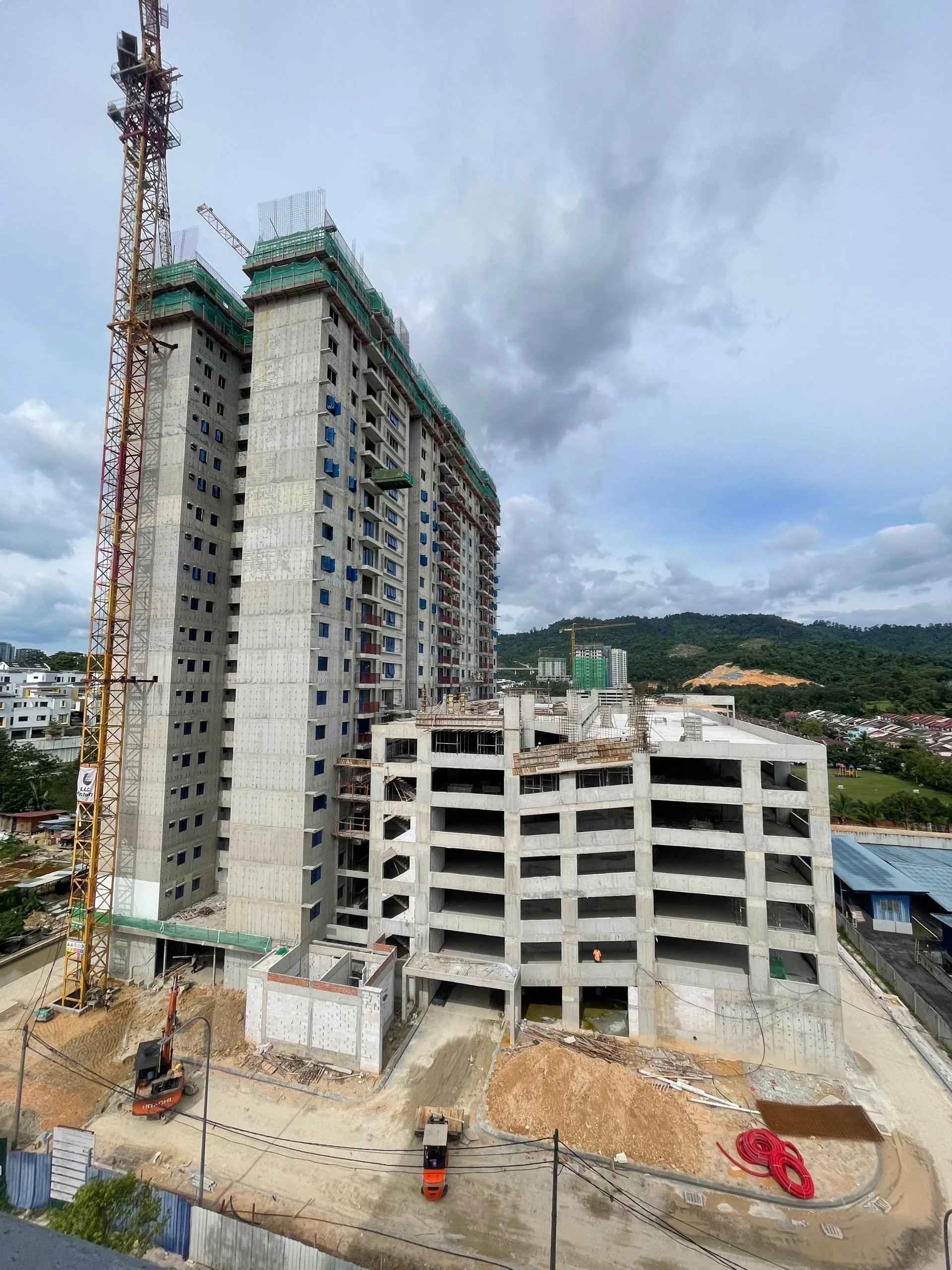 Twin Palms Sungai Long RSKU Sutera Embun 22 Storey Residential Building @ Twin Palms, Selangor